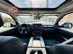 تويوتا سيكويا